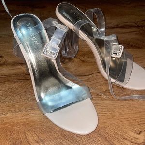 3.5 inch clear heels